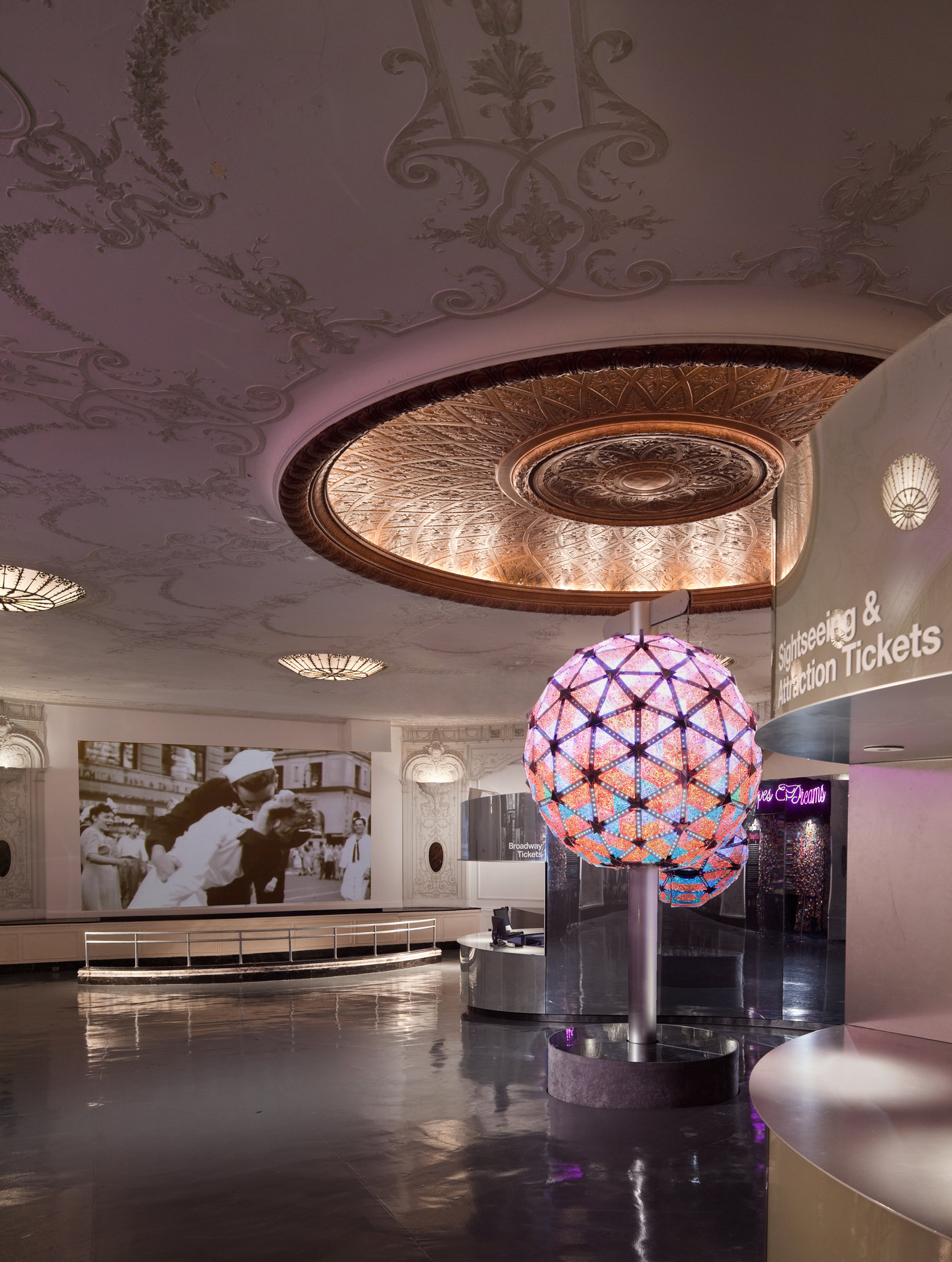 Times Square Visitors Center