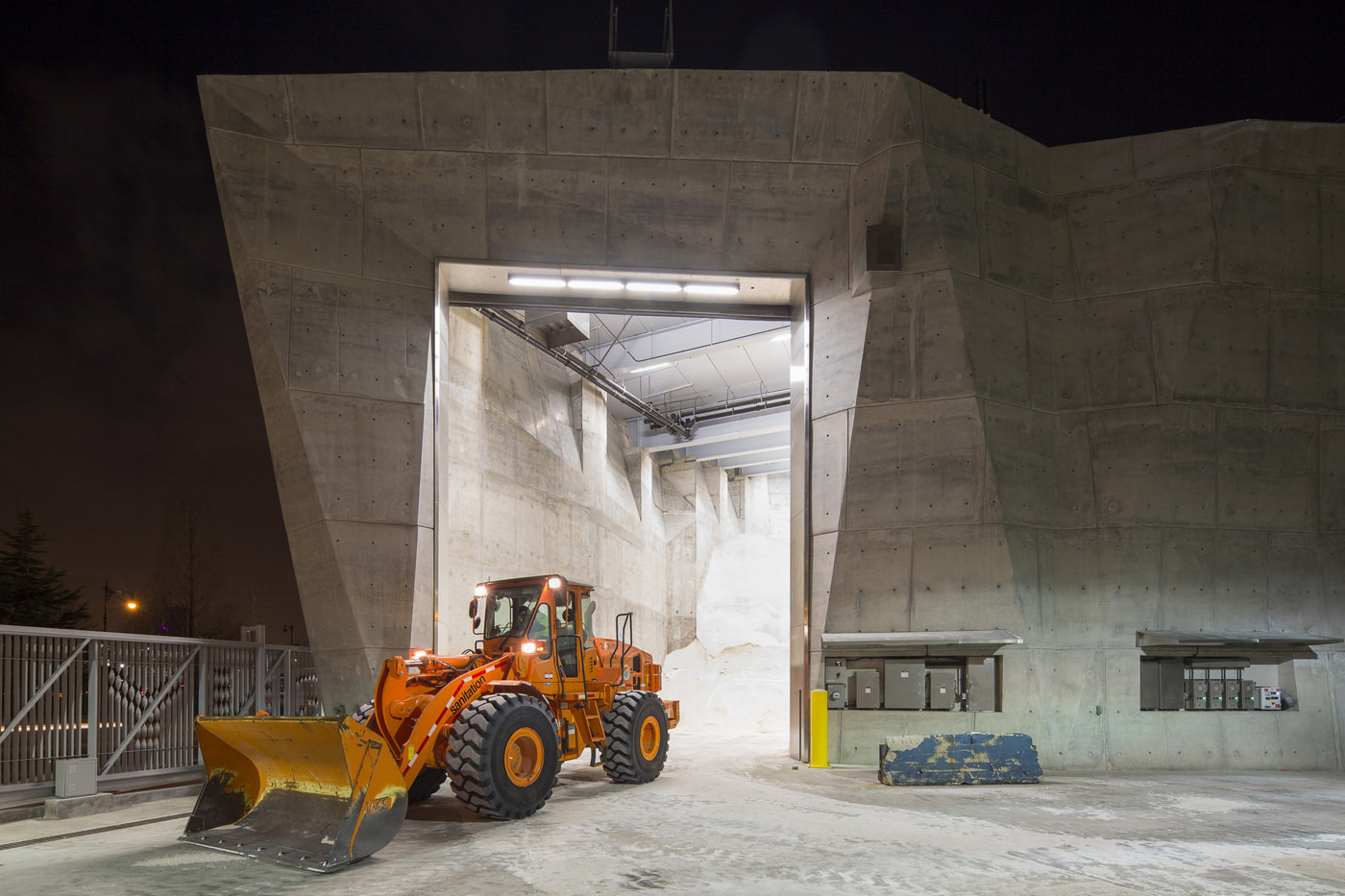 DSNY Manhattan District 1/2/5 Garage & Salt Shed